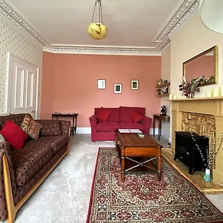 St John'S Flat Spacious Accomodation Dalry  Exterior photo