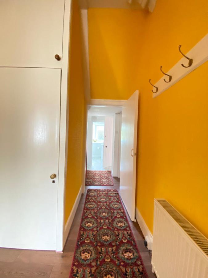 Apartment St John's Flat Spacious
